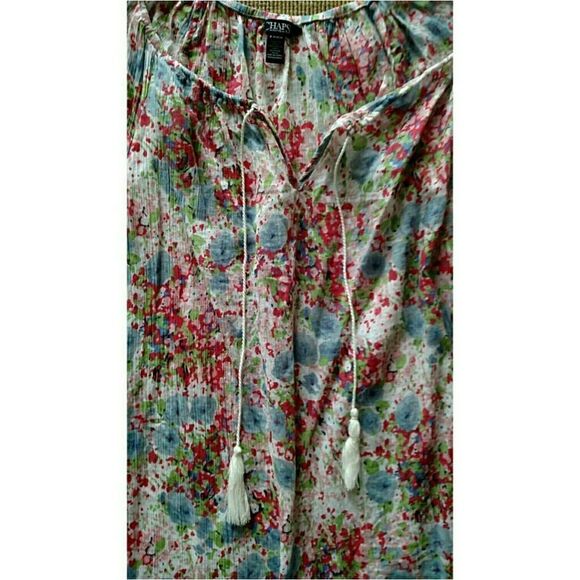 New Chaps watercolors boho top. Medium - Picture 2 of 2